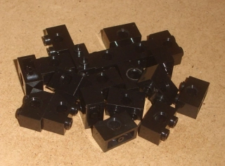 Lego 506430-X (3700) technic kostka 1x2 20 ks POUŽITÉ