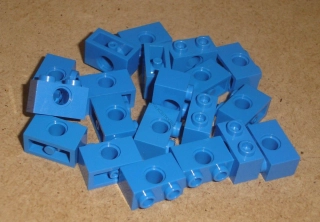 Lego 506435-X (3700) technic kostka 1x2 20 ks POUŽITÉ