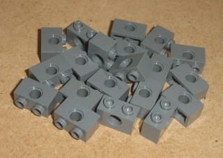 Lego 506460-X (3700) technic kostka 1x2 20 ks POUŽITÉ