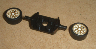 Lego 635591 (6157, 93595pb01, 50945) náprava s 2 koly 11mm D. x 6mm a s gumou 14mm D. x 6mm POUŽITÉ