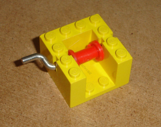 Lego 944408 (bb0067) naviják se železnou klikou 1 ks POUŽITÉ