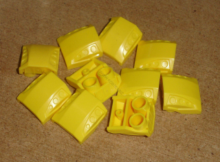 Lego 701378-X (44675) šikmá, zakulacená 2x2 10 ks POUŽITÉ
