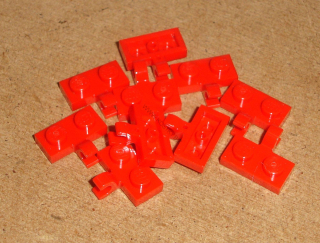 Lego 250314-9XC (11476) destička speciální 1x2, klip 10 ks NOVÉ