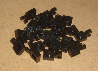 Lego 255167-X (6019, 61252) destička speciální 1x1 s klipem 20 ks POUŽITÉ