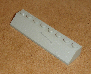 Lego 300543 (4445) šikmá, střecha 45 2x8 1 ks POUŽITÉ