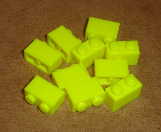 Lego 100895-XC (3004) kostka 1x2 10 ks NOVÉ