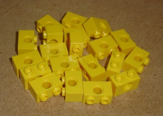 Lego 506580-X (3700) technic kostka 1x2 20 ks POUŽITÉ