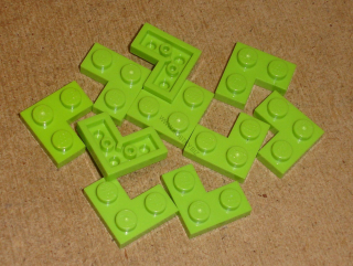 Lego 202220-X (2420) destička 2x2 rohová 10 ks POUŽITÉ