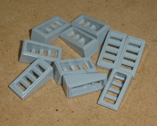 Lego 300270-X (61409) šikmá 18 2x2x2/3 10 ks POUŽITÉ