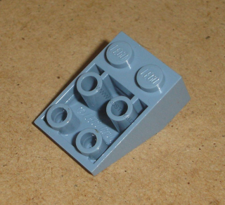 Lego 300779 (3747a) šikmá, inverted 33 3x2 1 ks POUŽITÉ