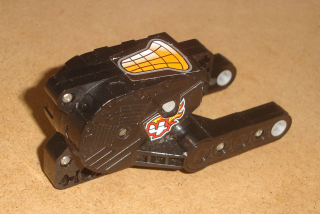 Lego 649562 (motor8) podvozek, motor 10x5x4 (zpětné natahování) s nálepkou 1 ks POUŽITÉ