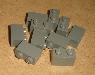 Lego 100775-X (3004) kostka 1x2 10 ks POUŽITÉ