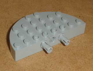 Lego 700296-2 (47974c01) kulatá kostka 4x8 půlkruh s piny 1 ks POUŽITÉ