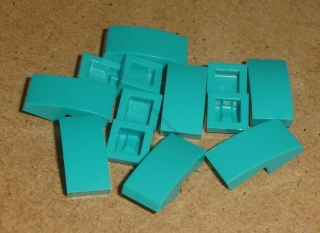 Lego 701136-8X (11477) šikmá, zakulacená 2x1 10 ks POUŽITÉ