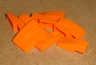 Lego 720155-X (50950) šikmá, zakulacená 3x1 10 ks POUŽITÉ
