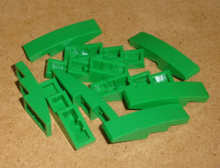Lego 701246-X (61678) šikmá, zakulacená 4x1 10 ks POUŽITÉ