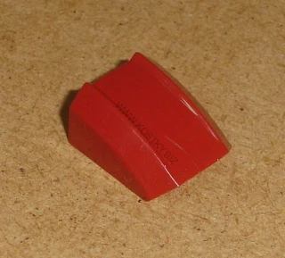 Lego 718705 (30602) šikmá, zakulacená 2x2 1 ks POUŽITÉ