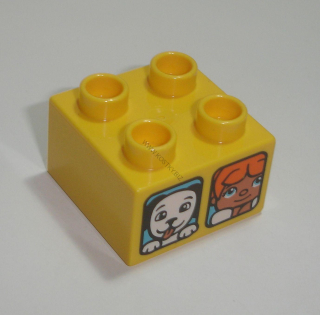 Lego Duplo D13021 (3437pb086) kostka 2x2 s potiskem (holčička se psem a s kočkou) POUŽITÉ