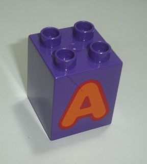 Lego Duplo D14482 (31110pb098) kostka 2x2x2 tm. fialová s potiskem (písmeno "A") POUŽITÉ