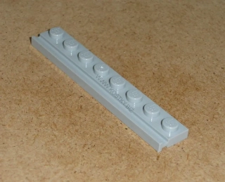 Lego 259075 (4510) destička speciální 1x8, drážka pro dveře 1 ks POUŽITÉ