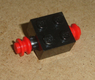 Lego 639010 (3137c01) náprava s 2 koly bez gum POUŽITÉ