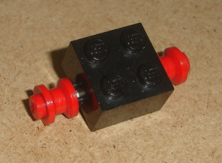 Lego 639000 (3137c02) náprava s 2 koly bez gum POUŽITÉ