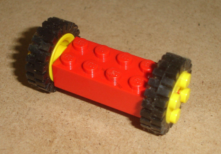 Lego 635040 (6249, 6248, 3483) náprava  s 2 koly 1 ks POUŽITÉ
