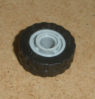 Lego 635675 (42610, 42611) kolo 11mm D. x 8mm s gumou ire 17.5mm D. x 6mm (díra na velký pin) POUŽITÉ