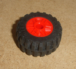 Lego 636455 (55981, 92402 / 30391) kolo 18mm D. x 14mm s pneu 30.4 x 14 POUŽITÉ