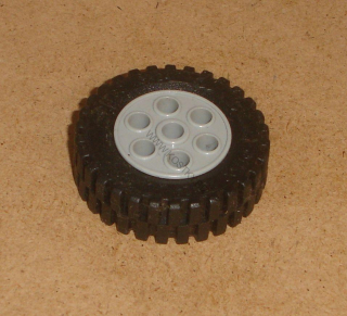 Lego 637020 (2695) kolo 30 mm D x 13mm s pneu 13 x 24 1 ks POUŽITÉ