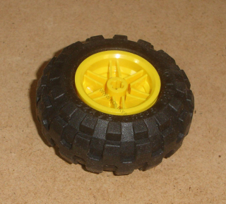 Lego 636965 (56145, 55976) kolo 30.4mm D. 20mm s pneu 56 x 261 ks POUŽITÉ