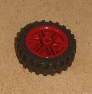 Lego 637060 (56904, 56898) kolo 30mm D. 14mm s pneu 43.2 x 14 1 ks POUŽITÉ