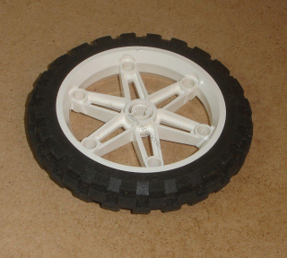 Lego 637570 (2903, 2902) kolo 61.6mm D. x 13.6mm s pneu 81.6mm x 15 (motorka) 1 ks POUŽITÉ