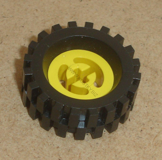 Lego 638125 (3482, 3483)  kolo s rozd. dírou pro osu s pneu 24mm D. x 8mm 1 ks POUŽITÉ