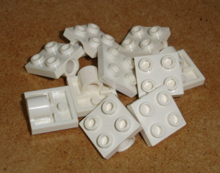 Lego 259635-X (2444) destička speciální 2x2, s dírou pro velký pin 10 ks POUŽITÉ