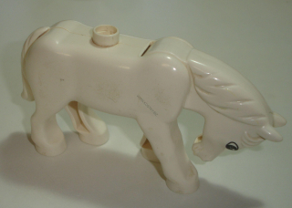 Lego Duplo D00605-2 (horse02c01pb08) kůň bílý, kývací hlava (stav viz foto, nedrží hlava) POUŽITÉ