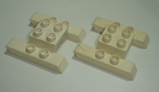 Lego Duplo D45051-2X (6353) lyžiny pro letadlo, vrtulník bílé (stav viz foto, zežloutlé) POUŽITÉ