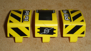 Lego 527872-X (24116) technic panel 3x5x3 s nálepkami 3 ks POUŽITÉ