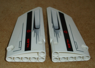Lego 529677-5X (64392, 64682) technic panel s nálepkou 1 pár POUŽITÉ