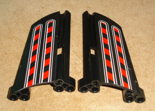 Lego 529762-4X (44350, 44351) technic panel s nálepkou 1 pár POUŽITÉ