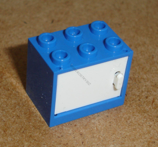 Lego 925009-2 (4532b, 4533) polička, skříňka 2x3x2 s dvířky (white) 1 ks POUŽITÉ