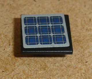 Lego 939554 (15210pb097) značka s nálepkou (solární panel) 1 ks POUŽITÉ
