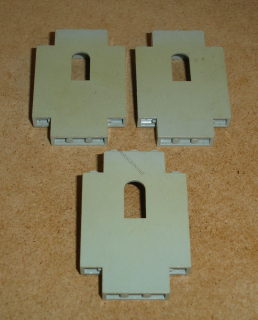 Lego 607150-4X (4444) panel 2x5x6 zeď s oknem, hrady (poškrábané viz foto, zežloutlé) 3 ks POUŽITÉ
