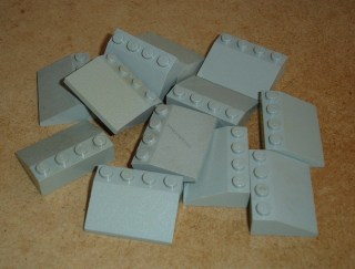Lego 301775-2X (3297) šikmá, střecha 33 3x4 (horší stav, zežloutlé, škrábance) 12 ks POUŽITÉ