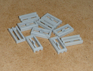 Lego 265405-X (2412b, 2412a) destička hladká speciální 1x2 mřížka 10 ks POUŽITÉ