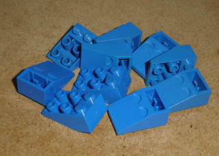 Lego 310245-X (3747a) šikmá, inverted 33 3x2 1 ks POUŽITÉ