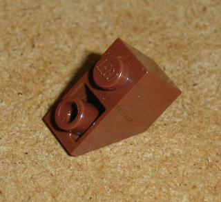 Lego 310435 (3665) šikmá, inverted 45 2x1 1 ks POUŽITÉ