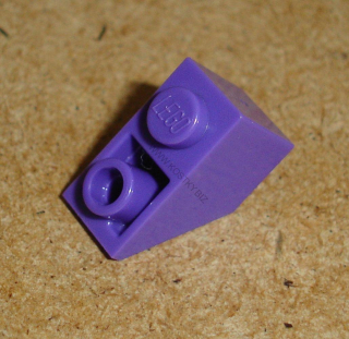 Lego 310485 (3665) šikmá, inverted 45 2x1 1 ks POUŽITÉ