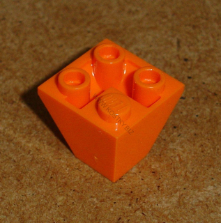 Lego 310730 (3676) šikmá, inverted 45 2x2 rohová 1 ks POUŽITÉ