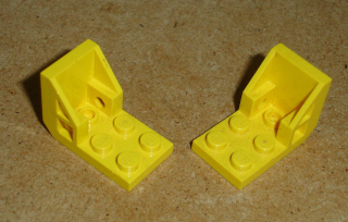 Lego 253710-2X (4598) bracket 3x2 - 2x2 sedadlo 2 ks (horší stav viz foto) POUŽITÉ